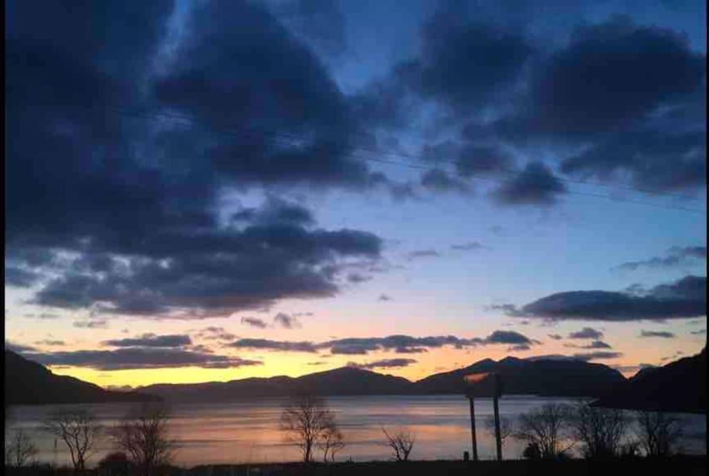 The Fox'S Den, Luxury Cosy Mini Lodge, Highlands North Ballachulish Ngoại thất bức ảnh